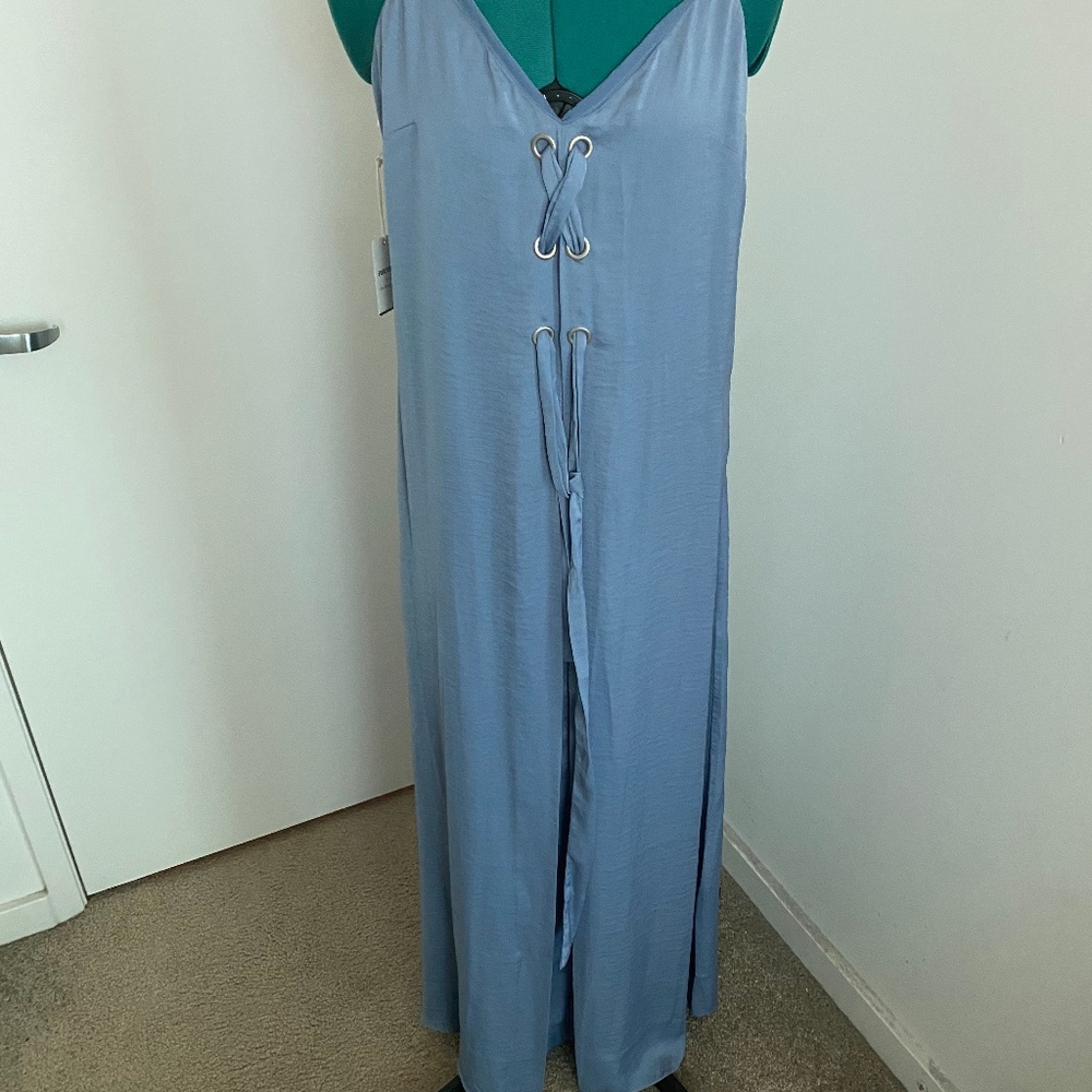Forever 21 satin sleeveless dress